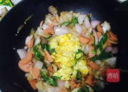 鸡蛋火腿炒洋葱的做法图解6