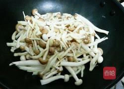 双菇双蛋汤的做法图解5