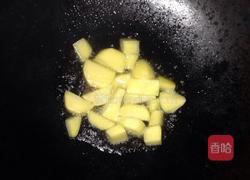 油炸土豆块+煎鸡蛋的做法图解4
