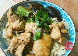 特制香菇鸡肉面的做法图解11