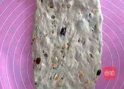 Walnut and cranberry soft European buns (medium seeding method) illustration 9