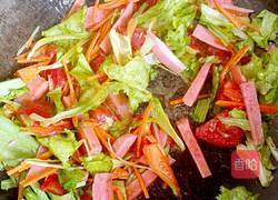 番茄鸡蛋火腿炒面的做法图解7