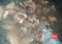 鸭肉萝卜汤的做法图解1