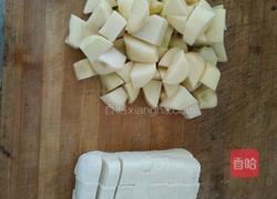 排骨土豆炖豆腐的做法图解4