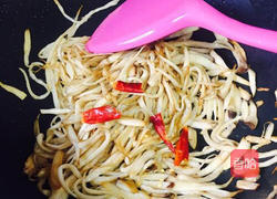 超好吃肉感十足的干煸杏鲍菇的做法图解3
