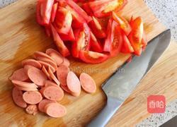 番茄鸡蛋火腿肥牛面的做法图解2