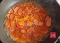 番茄鸡蛋火腿肥牛面的做法图解3