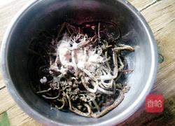 凉拌蕨菜的做法图解4