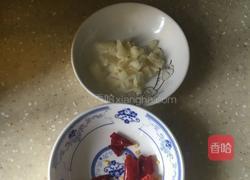 手撕茴子白（清炒）的做法图解2