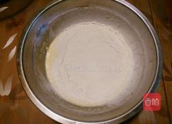 香蕉蛋糕卷的做法图解4