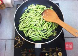 蒜香虹豆角的做法图解3