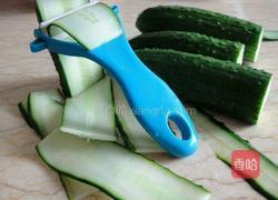 蒜泥黄瓜的做法图解2