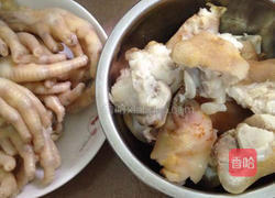 混卤麻辣鸡爪猪蹄的做法图解3