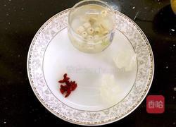 冰糖炖梨的做法图解2