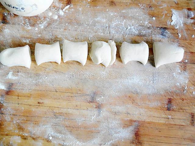 拉长条，等分6个剂