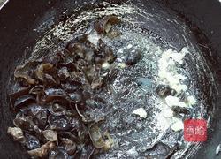 黄瓜木耳炒鸡蛋的做法图解6