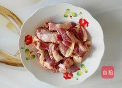 香菇烧鸡的做法图解1