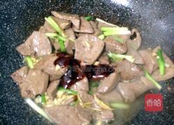 大葱爆炒猪肝的做法图解7