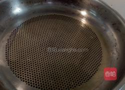 煎鸡蛋煎鸡蛋的做法图解2