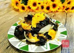 洋葱木耳炒土鸡蛋的做法图解8