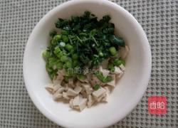 凉拌香椿芽的做法图解8