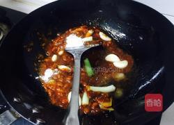 酱炖鲫鱼的做法图解1