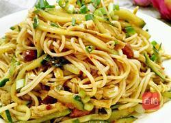 川味鸡丝凉面的做法图解9