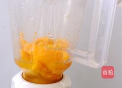 鲜榨芒果汁的做法图解6