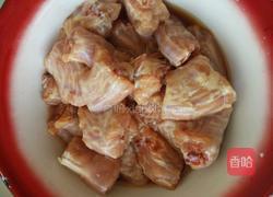 家常酱鸡脖的做法图解1