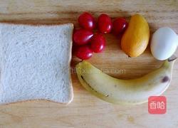 吐司水果三明治的做法图解1