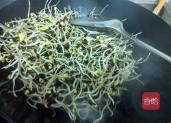 醋溜豆芽的做法图解4