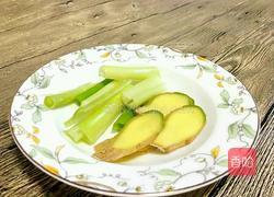 海鲜汤的做法图解2