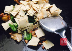 青椒豆皮肉片的做法图解3