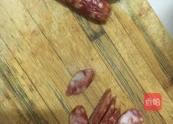 香肠肉本子蒸蛋的做法图解2