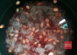 红豆花生黑米粥的做法图解3