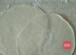 韭菜盒子的做法图解3