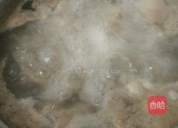 花生炖猪蹄的做法图解5