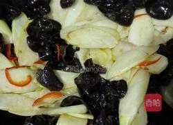 茭白木耳炒肉的做法图解7