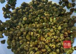 辣炒田螺的做法图解1