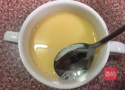 牛奶炖鸡蛋的做法图解7