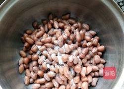盐烤花生米的做法图解4