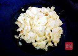 辣椒炒鸡蛋的做法图解5