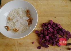 紫薯米粥的做法图解2