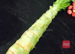 清炒莴苣的做法图解1