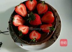 巧克力淋酱草莓蛋糕的做法图解11