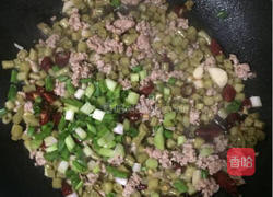 酸豆角炒肉沫的做法图解5