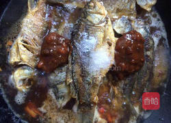 红烧小鲫鱼的做法图解9