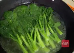 Illustration of how to make boiled Cantonese cabbage 6