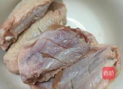油炸香辣鸡翅的做法图解1