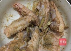 油炸香辣鸡翅的做法图解2